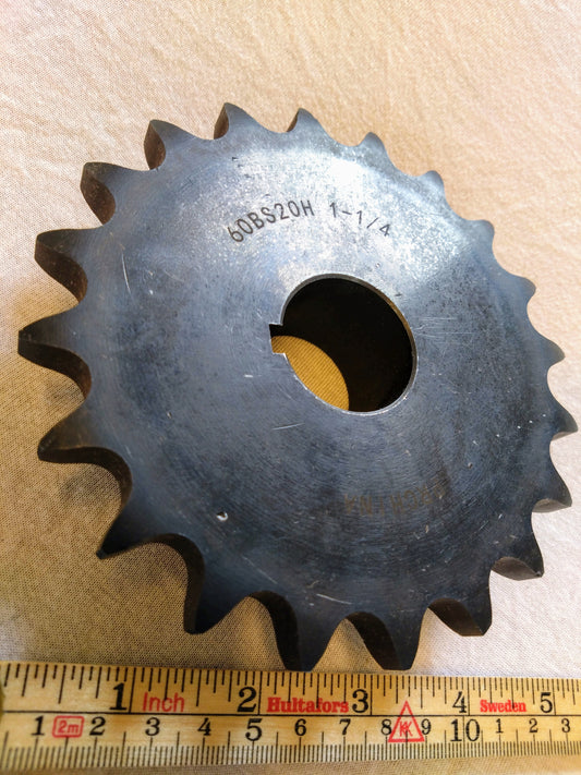 5200: Tannhjul, #60, 20T x 1 1/4” boring